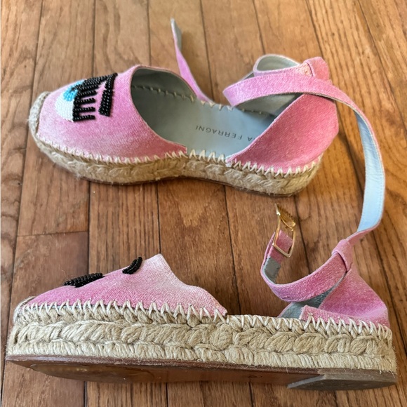 Chiara Ferragni platform espadrilles with gold embellishment adjustable strap - Picture 2 of 7